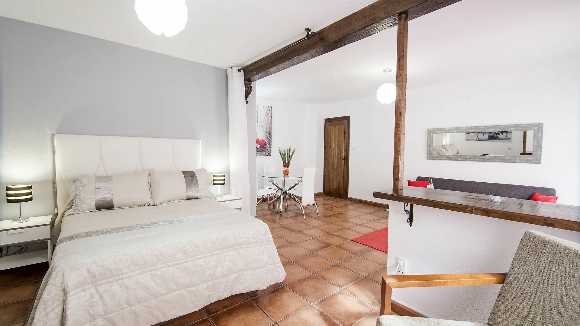 Precioso Estudio En Gran Ubicacion Granada 0*,